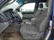 2006 Toyota Tacoma с VIN 5TEMU52N76Z305435, выставлен на аукционе Copart как лот 70887165 с пробегом 247 006 миль миль и Списание • Salvage title. История ставок и продаж доступна на DreamBid. Изображение 7.
