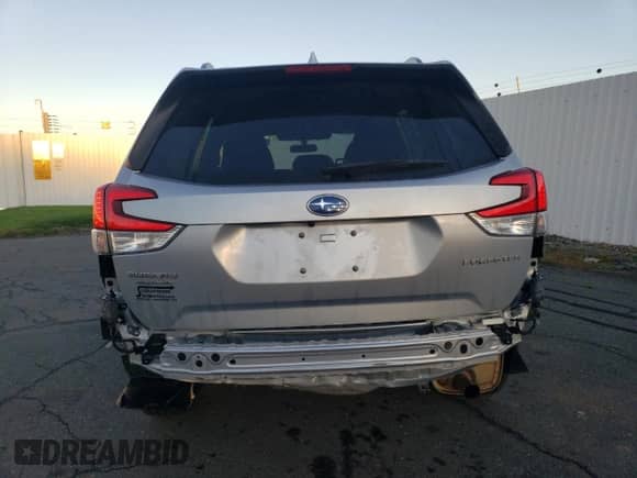 2023 Subaru Forester Premium z VIN JF2SKAECXPH419272, wystawiony jako Copart lot #85388165 z przebiegiem 89 187 mil mil oraz Czysty tytuł • Clean title. Historia ofert i sprzedaży dostępna na DreamBid. Obrazek 6.