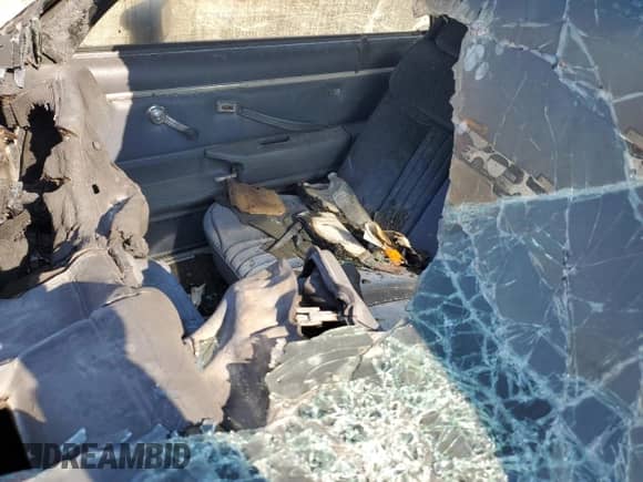1984 Chevrolet El Camino с VIN 1GCCW80H4ER220017, выставлен на аукционе Copart как лот 41430164 с пробегом Не указан миль и Списание • Salvage title. История ставок и продаж доступна на DreamBid. Изображение 7.