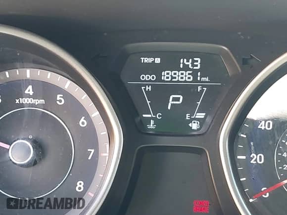 2011 Hyundai Elantra GLS с VIN 5NPDH4AE3BH012760, выставлен на аукционе IAAI как лот 42704040 с пробегом 189 861 миль миль и . История ставок и продаж доступна на DreamBid. Изображение 15.