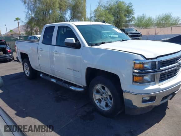 2015 Chevrolet Silverado 1500 LT with VIN 1GCVKREC4FZ304525, listed as a IAAI auction lot 42938859 with 40,491 mi miles and . Bid and sale history available at DreamBid. Image 1.
