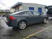 2015 Volvo S60 with VIN YV126MFD6F2306698, listed as a Copart auction lot 44184805 with 112,433 mi miles and Salvage title. Bid and sale history available at DreamBid. Image 3.