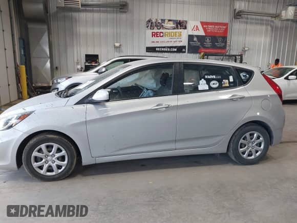 2014 Hyundai Accent GS с VIN KMHCT5AE6EU174534, выставлен на аукционе IAAI как лот 42851902 с пробегом 79 522 миль миль и . История ставок и продаж доступна на DreamBid. Изображение 14.