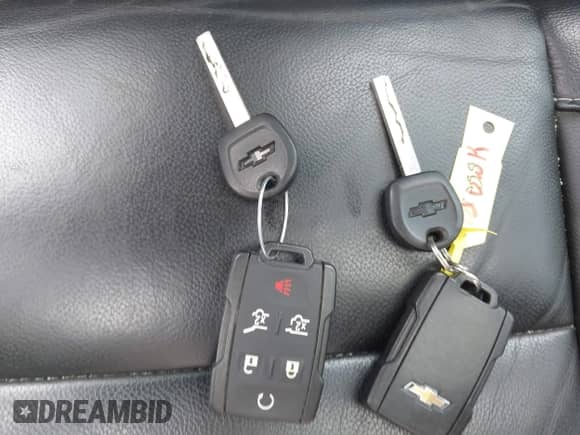 2019 Chevrolet Suburban LT с VIN 1GNSKHKCXKR364909, выставлен на аукционе IAAI как лот 42834323 с пробегом 115 542 миль миль и . История ставок и продаж доступна на DreamBid. Изображение 11.
