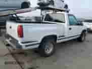 1997 Chevrolet Silverado 1500 with VIN 1GCEC14R3VZ118039, listed as a Copart auction lot 85575614 with 105,417 mi miles and Salvage title. Bid and sale history available at DreamBid. Image 3.