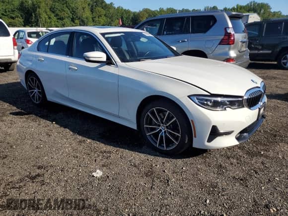 2020 BMW 3 Series 330i xDrive with VIN WBA5R7C06LFH66591, listed as a Copart auction lot 66666875 with 109,726 mi miles and Salvage title. Bid and sale history available at DreamBid. Image 4.