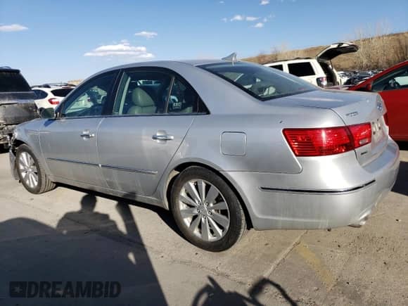 2009 Hyundai Sonata SE с VIN 5NPEU46F09H426512, выставлен на аукционе Copart как лот 48924805 с пробегом 59 723 миль миль и На запчасти • Non repairable. История ставок и продаж доступна на DreamBid. Изображение 2.
