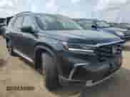 2025 Honda Pilot Elite с VIN 5FNYG1H80SB040372, выставлен на аукционе Copart как лот 67898095 с пробегом 12 859 миль миль и Списание • Salvage title. История ставок и продаж доступна на DreamBid. Изображение 4.