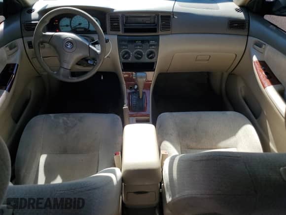 2003 Toyota Corolla CE с VIN JTDBR38E732005348, выставлен на аукционе Copart как лот 85099995 с пробегом 271 074 миль миль и Списание • Salvage title. История ставок и продаж доступна на DreamBid. Изображение 8.