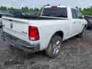 2016 Ram 1500 Big Horn z VIN 1C6RR7GT5GS279795, wystawiony jako IAAI lot #43010858 z przebiegiem 123 845 mil mil oraz . Historia ofert i sprzedaży dostępna na DreamBid. Obrazek 4.