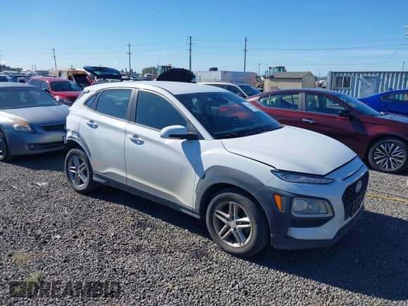 2019 Hyundai Kona SE с VIN KM8K1CAA6KU373226, выставлен на аукционе IAAI как лот 43202707 с пробегом 84 139 миль миль и . История ставок и продаж доступна на DreamBid. Изображение 1.