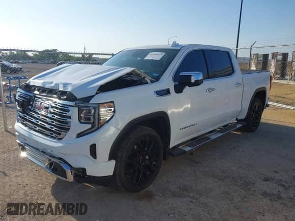 2023 GMC Sierra 1500 Denali z VIN 3GTUUGED4PG345211, wystawiony jako IAAI lot #42995625 z przebiegiem 63 396 mil mil oraz . Historia ofert i sprzedaży dostępna na DreamBid. Obrazek 17.