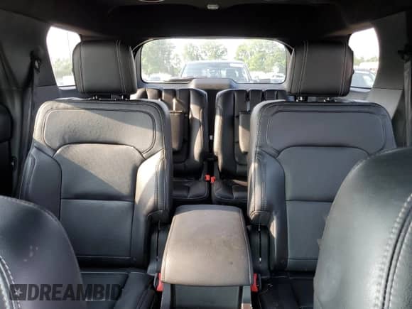 2017 Ford Explorer Limited z VIN 1FM5K8F83HGC27631, wystawiony jako Copart lot #59594245 z przebiegiem 110 064 mil mil oraz Czysty tytuł • Clean title. Historia ofert i sprzedaży dostępna na DreamBid. Obrazek 10.