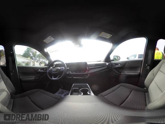 2025 Chevrolet Equinox AWD LT with VIN 3GNAXPEG8SL106336, listed as a IAAI auction lot 43042836 with 5,302 mi miles and . Bid and sale history available at DreamBid. Image 23.