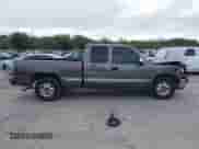 2000 GMC Sierra 1500 SLE with VIN 1GTEC19T8YZ178066, listed as a IAAI auction lot 41430666 with 152,459 mi miles and . Bid and sale history available at DreamBid. Image 13.