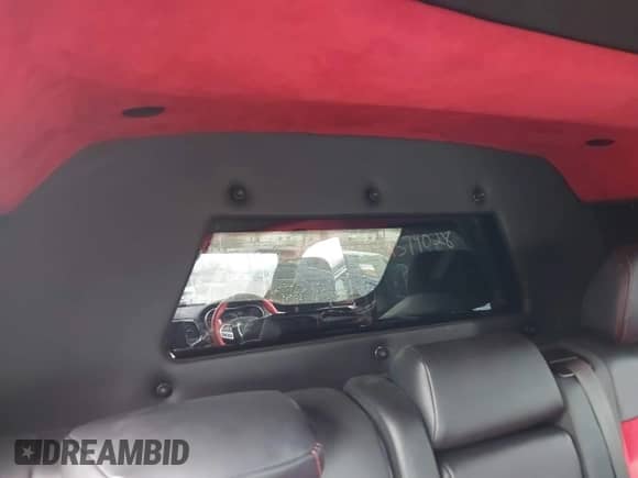 2021 Jeep Grand Cherokee SRT with VIN 1C4RJFDJ7MC559608, listed as a IAAI auction lot 41379028 with 18,464 mi miles and . Bid and sale history available at DreamBid. Image 18.