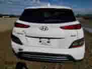 2023 Hyundai Kona SEL z VIN KM8K33AG8PU183708, wystawiony jako Copart lot #84265775 z przebiegiem 57 312 mil mil oraz Czysty tytuł • Clean title. Historia ofert i sprzedaży dostępna na DreamBid. Obrazek 6.