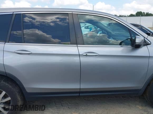 2020 Honda Pilot EX-L z VIN 5FNYF6H51LB067958, wystawiony jako IAAI lot #42799028 z przebiegiem 87 038 mil mil oraz . Historia ofert i sprzedaży dostępna na DreamBid. Obrazek 13.