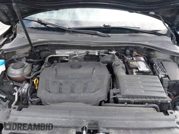 2020 Volkswagen Tiguan SE с VIN 3VV3B7AXXLM156450, выставлен на аукционе IAAI как лот 43271308 с пробегом 87 521 миль миль и . История ставок и продаж доступна на DreamBid. Изображение 10.