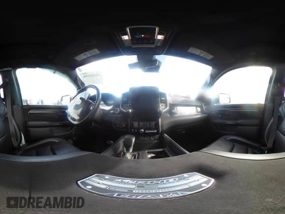 2025 Ram 1500 RHO с VIN 1C6SRFUP4SN621540, выставлен на аукционе IAAI как лот 43355998 с пробегом 20 436 миль миль и . История ставок и продаж доступна на DreamBid. Изображение 19.