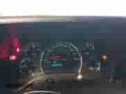 2016 Chevrolet Express Cargo z VIN 1GCWGAFF1G1174140, wystawiony jako IAAI lot #41860608 z przebiegiem 207 610 mil mil oraz . Historia ofert i sprzedaży dostępna na DreamBid. Obrazek 7.