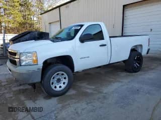 2012 Chevrolet Silverado 2500HD Work Truck с VIN 1GC0CVCG4CF155987, выставлен на аукционе Copart как лот 79944844 с пробегом 229 292 миль миль и Чистый • Clean title. История ставок и продаж доступна на DreamBid. Изображение 1.
