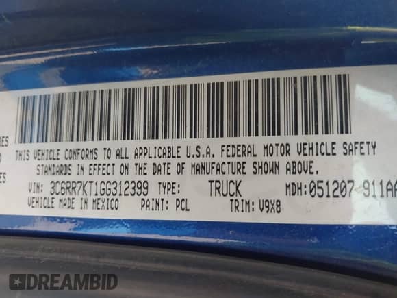 2016 Ram 1500 Express with VIN 3C6RR7KT1GG312399, listed as a IAAI auction lot 42435048 with 137,624 mi miles and . Bid and sale history available at DreamBid. Image 9.