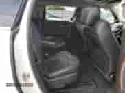 2014 Chevrolet Traverse LTZ z VIN 1GNKVJKD9EJ273673, wystawiony jako Copart lot #82049405 z przebiegiem 88 870 mil mil oraz Nie do naprawy • Non repairable. Historia ofert i sprzedaży dostępna na DreamBid. Obrazek 11.