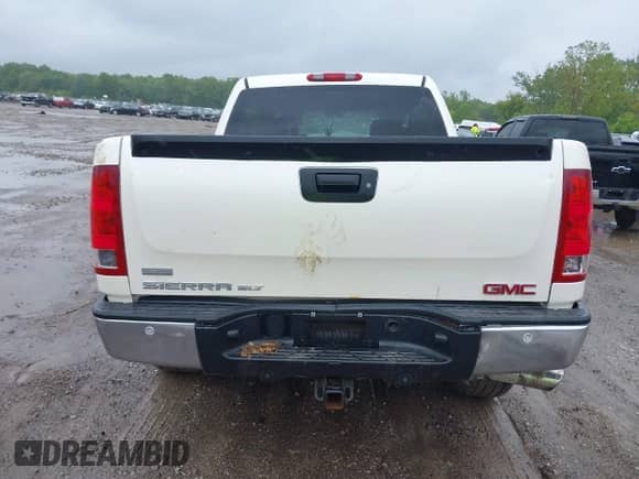 2011 GMC Sierra 1500 SLT с VIN 3GTP2WE34BG148777, выставлен на аукционе IAAI как лот 42308307 с пробегом 261 773 миль миль и . История ставок и продаж доступна на DreamBid. Изображение 17.
