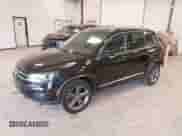 2017 Volkswagen Tiguan Sport с VIN WVGUV7AX7HK014285, выставлен на аукционе IAAI как лот 43098002 с пробегом 103 573 миль миль и . История ставок и продаж доступна на DreamBid. Изображение 17.