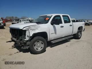 2014 Chevrolet Silverado 2500HD Work Truck z VIN 1GC1KVCG4EF125219, wystawiony jako Copart lot #49292135 z przebiegiem 68 702 mil mil oraz Szkoda całkowita • Salvage title. Historia ofert i sprzedaży dostępna na DreamBid. Obrazek 1.