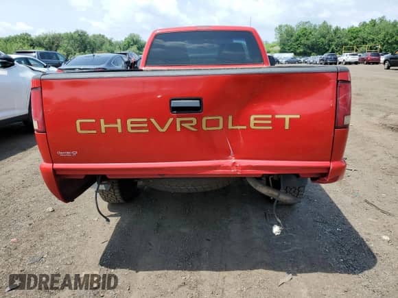 2000 Chevrolet S-10 с VIN 1GCCS1440YK176203, выставлен на аукционе Copart как лот 61402975 с пробегом 56 922 миль миль и Списание • Salvage title. История ставок и продаж доступна на DreamBid. Изображение 6.