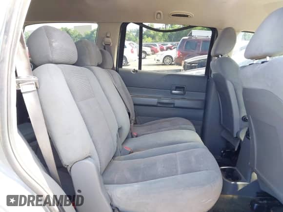 2005 Dodge Durango SLT with VIN 1D4HB48D05F565013, listed as a IAAI auction lot 42490330 with 170,478 mi miles and . Bid and sale history available at DreamBid. Image 8.