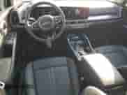 2025 Kia Sorento EX с VIN 5XYRH4JF9SG327486, выставлен на аукционе Copart как лот 65981505 с пробегом 6 803 миль миль и Списание • Salvage title. История ставок и продаж доступна на DreamBid. Изображение 8.