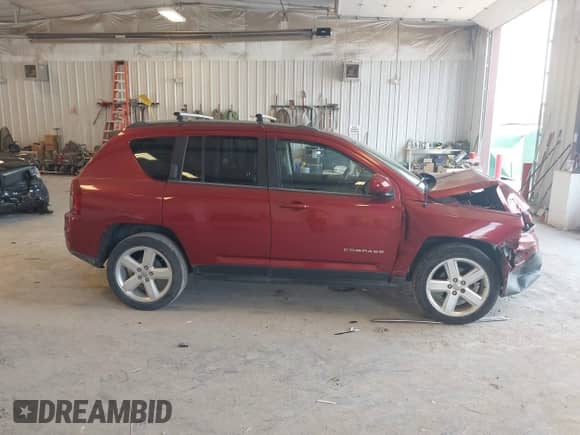 2014 Jeep Compass Latitude с VIN 1C4NJCEA3ED758128, выставлен на аукционе IAAI как лот 42999716 с пробегом 109 779 миль миль и . История ставок и продаж доступна на DreamBid. Изображение 13.
