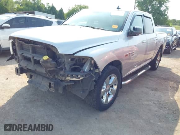 2015 Ram 1500 Big Horn с VIN 3C6RR7LT7FG546432, выставлен на аукционе IAAI как лот 43127184 с пробегом 188 957 миль миль и . История ставок и продаж доступна на DreamBid. Изображение 2.