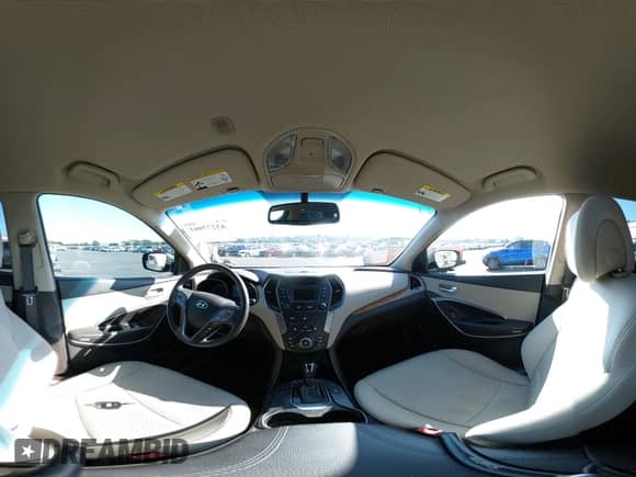 2015 Hyundai Santa Fe z VIN 5XYZUDLB7FG248555, wystawiony jako IAAI lot #43273061 z przebiegiem 84 258 mil mil oraz . Historia ofert i sprzedaży dostępna na DreamBid. Obrazek 18.