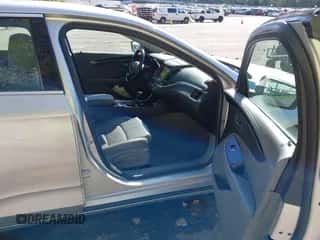 2019 Chevrolet Impala LT with VIN 1G11Z5SAXKU138128, listed as a IAAI auction lot 43350623 with 96,130 mi miles and . Bid and sale history available at DreamBid. Image 5.