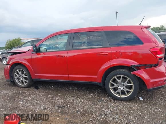 2015 Dodge Journey R/T с VIN 3C4PDDEGXFT579042, выставлен на аукционе IAAI как лот 42600406 с пробегом 145 791 миль миль и . История ставок и продаж доступна на DreamBid. Изображение 14.