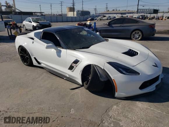 2017 Chevrolet Corvette Grand Sport 1LT z VIN 1G1YW2D78H5112055, wystawiony jako Copart lot #70064994 z przebiegiem 36 739 mil mil oraz Szkoda całkowita • Salvage title. Historia ofert i sprzedaży dostępna na DreamBid. Obrazek 4.