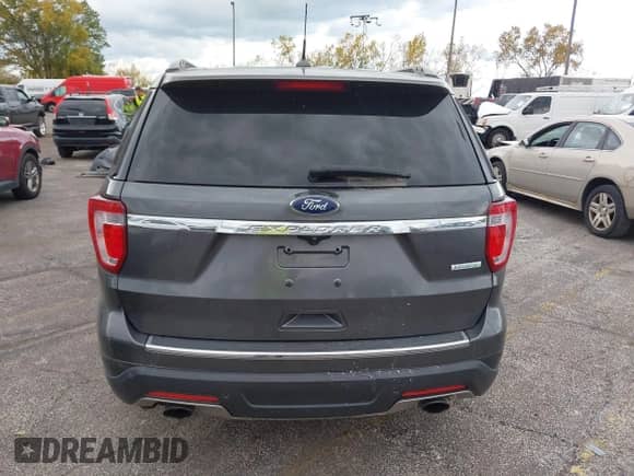 2018 Ford Explorer XLT z VIN 1FM5K7DH7JGA40847, wystawiony jako IAAI lot #43525561 z przebiegiem 85 342 mil mil oraz . Historia ofert i sprzedaży dostępna na DreamBid. Obrazek 16.