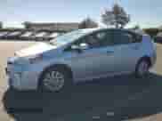 2015 Toyota Prius Advanced z VIN JTDKN3DP0F3066056, wystawiony jako Copart lot #80557225 z przebiegiem 93 279 mil mil oraz Szkoda całkowita • Salvage title. Historia ofert i sprzedaży dostępna na DreamBid. Obrazek 1.