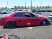 2013 Chrysler 300 S с VIN 2C3CCABG3DH611070, выставлен на аукционе IAAI как лот 42617273 с пробегом 109 560 миль миль и . История ставок и продаж доступна на DreamBid. Изображение 14.