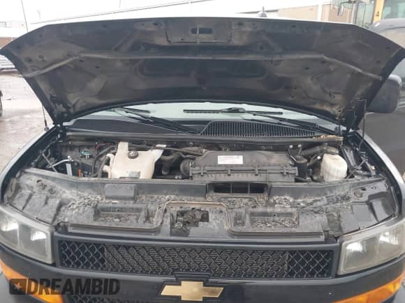 2019 Chevrolet Express Cargo с VIN 1GCWGBFPXK1228249, выставлен на аукционе IAAI как лот 42830263 с пробегом 304 812 миль миль и . История ставок и продаж доступна на DreamBid. Изображение 10.
