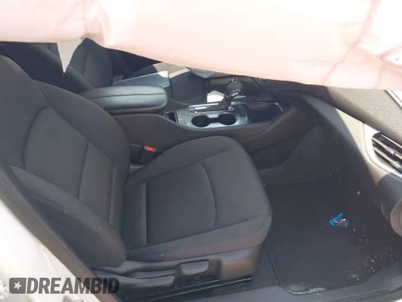 2024 Chevrolet Malibu LT с VIN 1G1ZD5ST0RF117872, выставлен на аукционе IAAI как лот 42882376 с пробегом 40 865 миль миль и . История ставок и продаж доступна на DreamBid. Изображение 5.