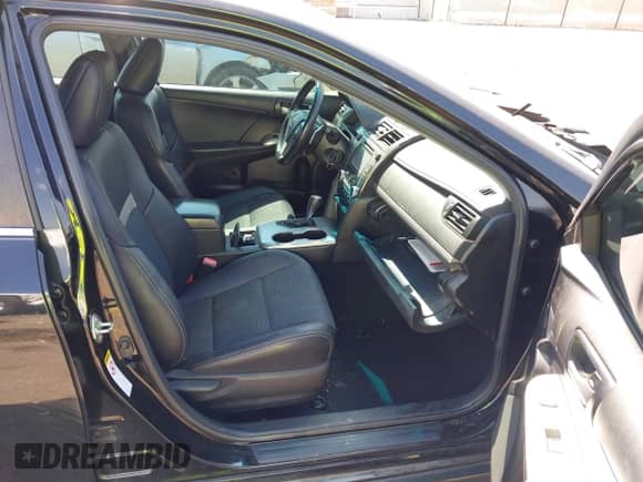 2014 Toyota Camry L с VIN 4T1BF1FK8EU829691, выставлен на аукционе IAAI как лот 43487854 с пробегом 183 260 миль миль и . История ставок и продаж доступна на DreamBid. Изображение 5.