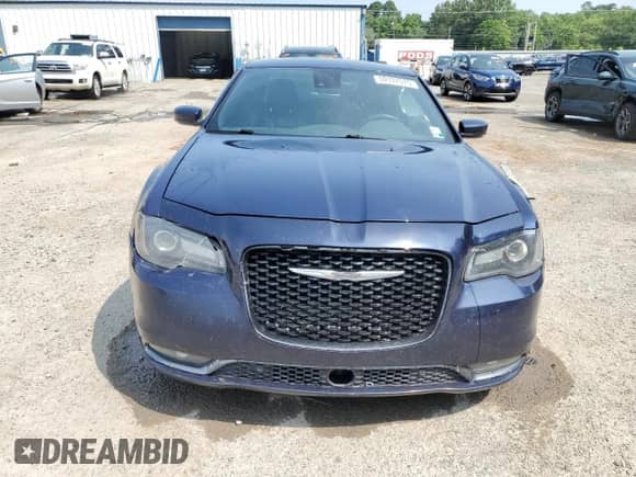 2016 Chrysler 300 S с VIN 2C3CCABG4GH238674, выставлен на аукционе Copart как лот 59137575 с пробегом 176 370 миль миль и Списание • Salvage title. История ставок и продаж доступна на DreamBid. Изображение 5.