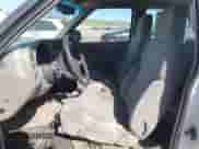 1998 Chevrolet S-10 LS с VIN 1GCDT19X8W8157817, выставлен на аукционе Copart как лот 52966545 с пробегом 189 606 миль миль и Чистый • Clean title. История ставок и продаж доступна на DreamBid. Изображение 7.