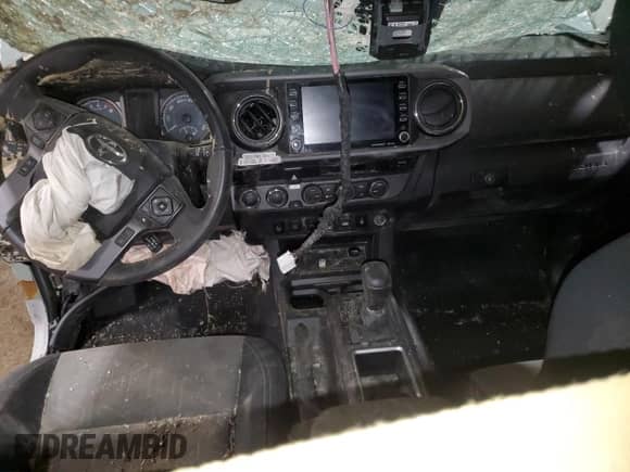 2022 Toyota Tacoma SR5 с VIN 3TMCZ5AN3NM491839, выставлен на аукционе Copart как лот 85400675 с пробегом Не указан миль и Чистый • Clean title. История ставок и продаж доступна на DreamBid. Изображение 8.