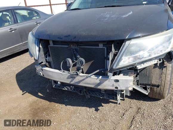 2014 Nissan Pathfinder SL with VIN 5N1AR2MM9EC729747, listed as a IAAI auction lot 42433221 with 172,685 mi miles and . Bid and sale history available at DreamBid. Image 6.